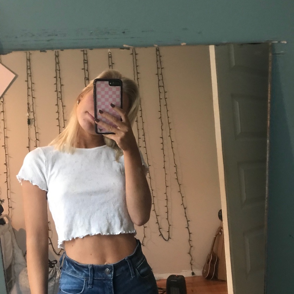 Pacsun simple tee size XS